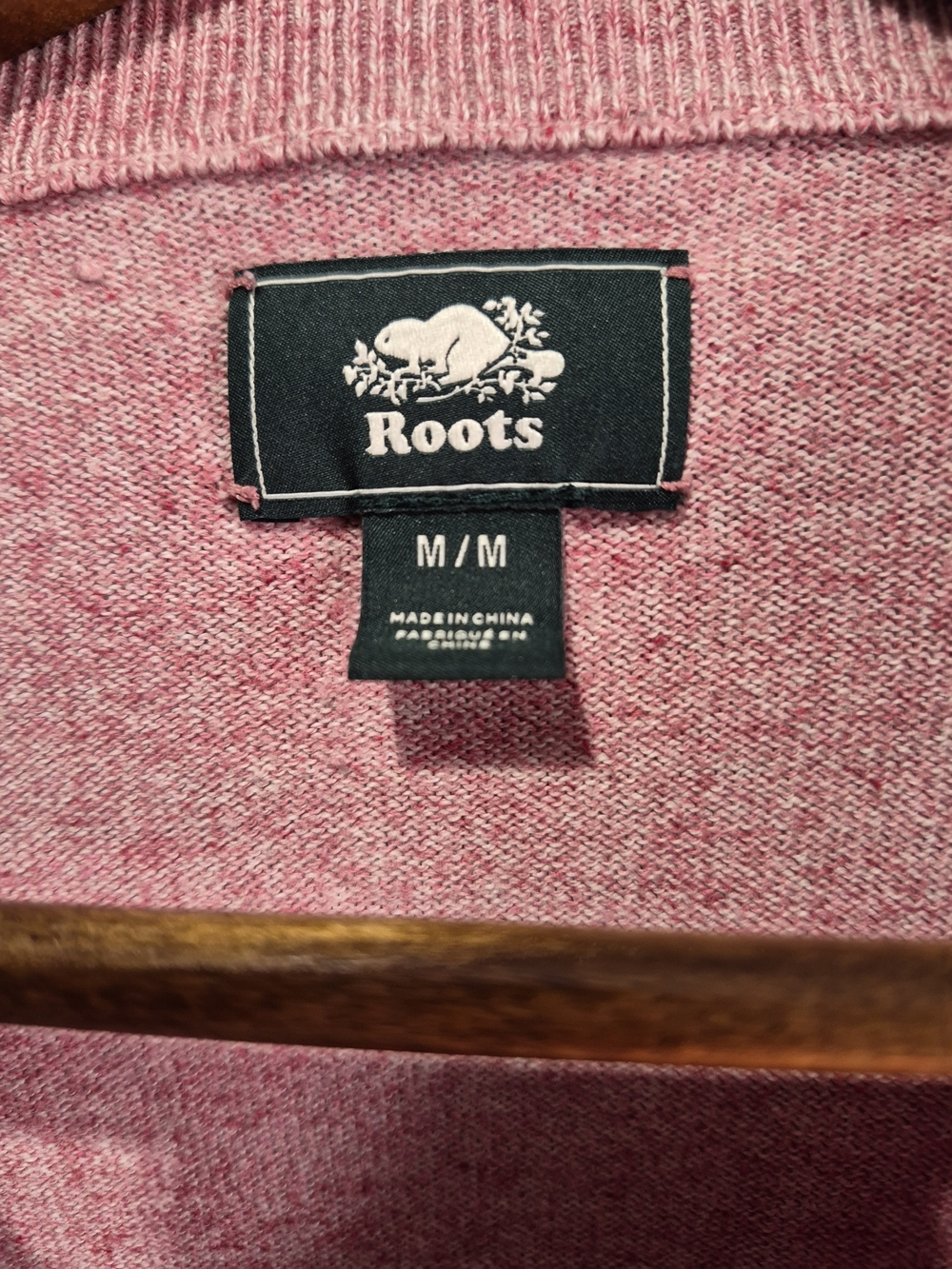 Roots Pink Crewneck Sweater Size Medium - Picture 4 of 7